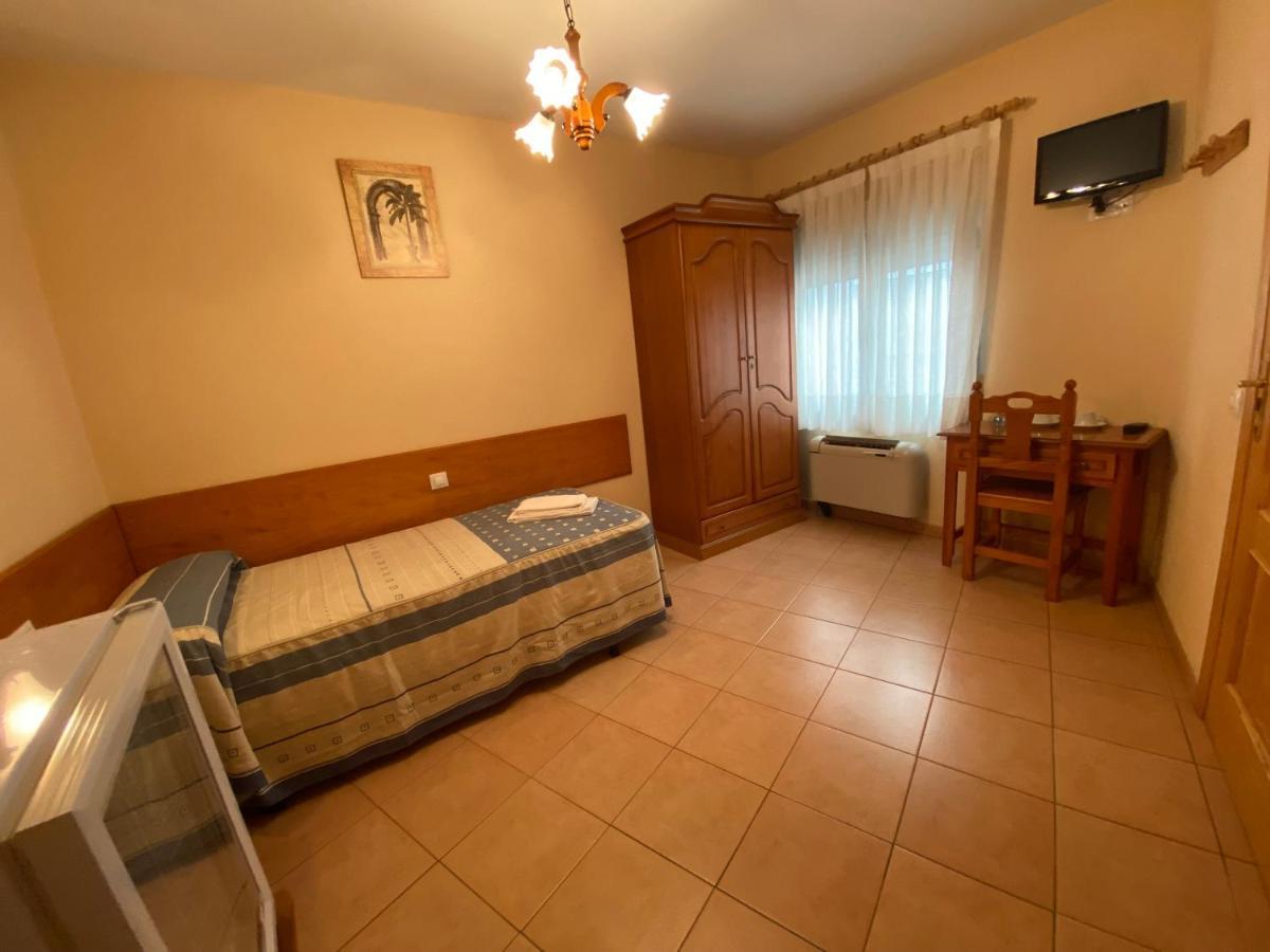Hostal Jose Mari Ciudad Rodrigo Ngoại thất bức ảnh