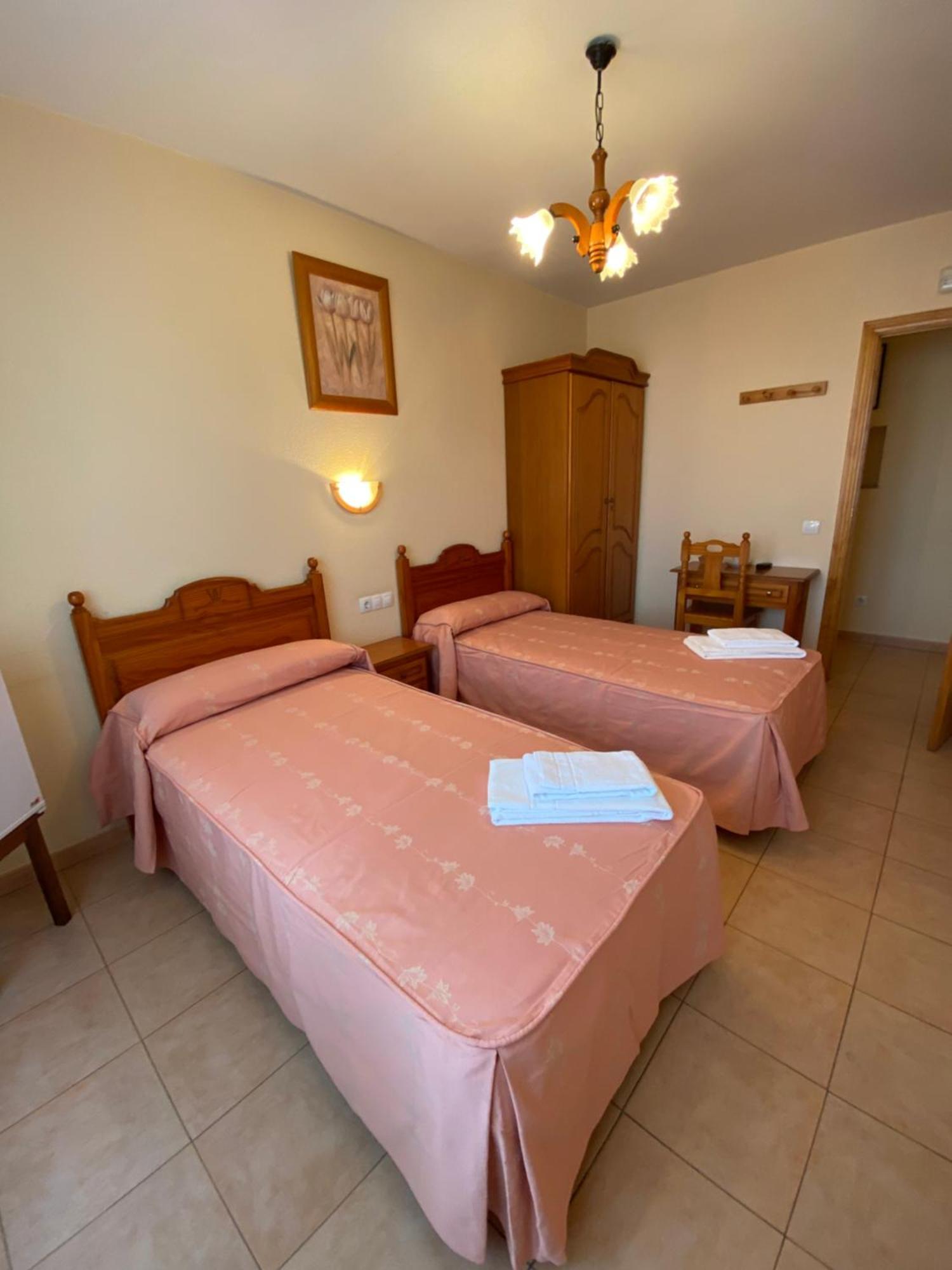 Hostal Jose Mari Ciudad Rodrigo Ngoại thất bức ảnh